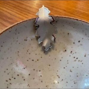 COPY - Sterling silver Oak leaf brooch